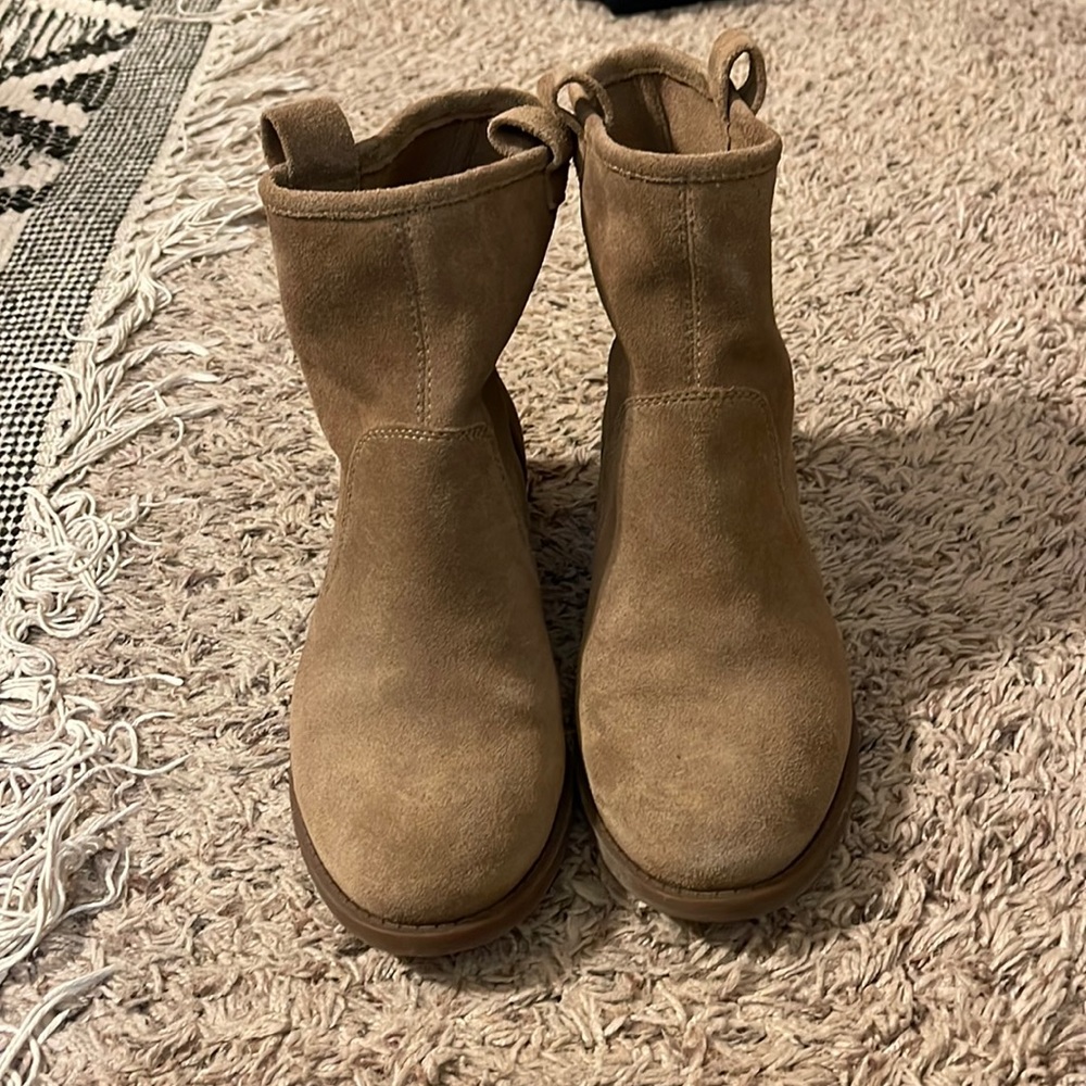 Sole Society suede boots